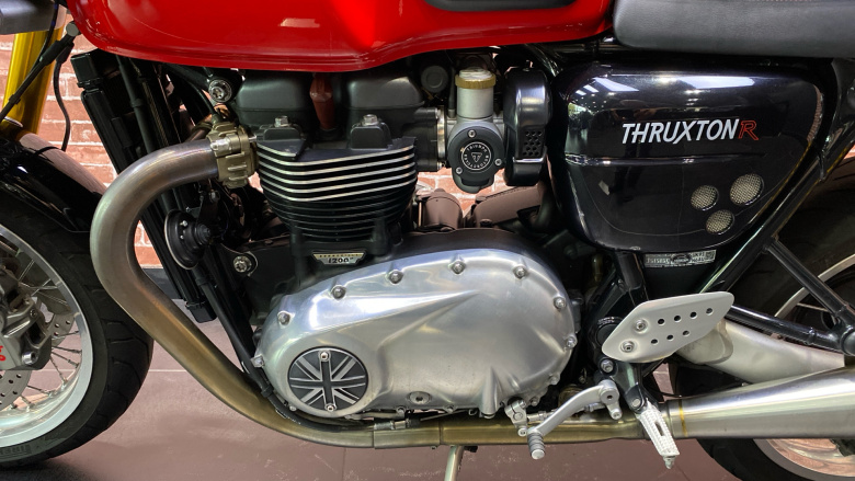 Triumph Thruxton 1200 R